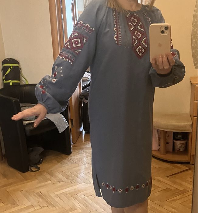 Сукня- вишиванка, ручна вишивка, бавовна+ льон M-L
