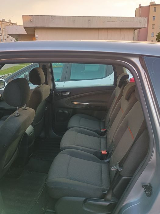 Ford S-Max 2.0b 145km