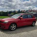 Mazda 3  Hatchback  ,silnik 1,6 benzyna 2005  rok