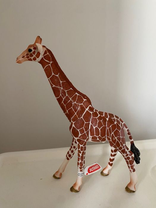 Жираф самец  Schleich 14749 животные