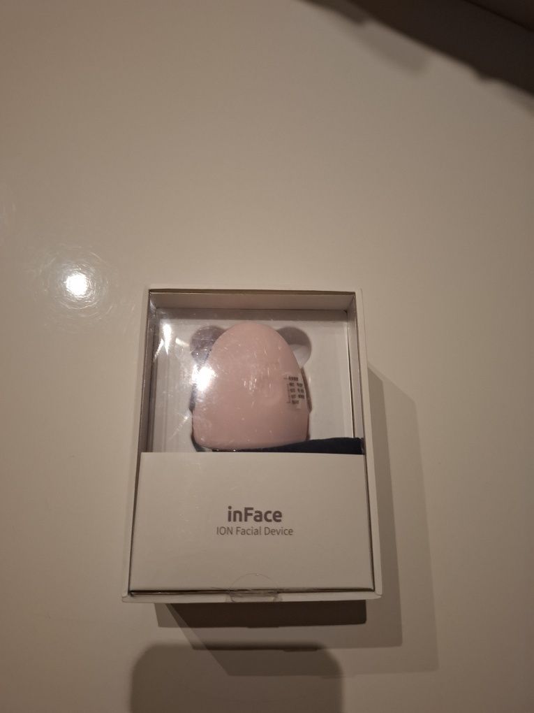 Jonowy masażer do twarzy InFace !!!