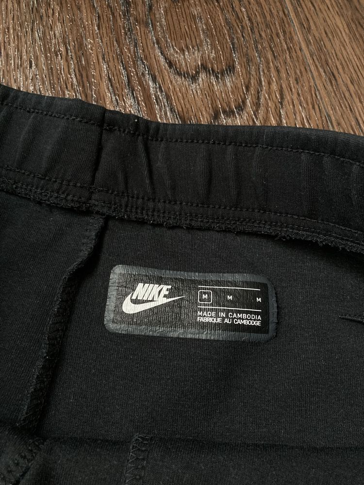 Спортивки штаны nike tech fleece neylon vintage trapstar