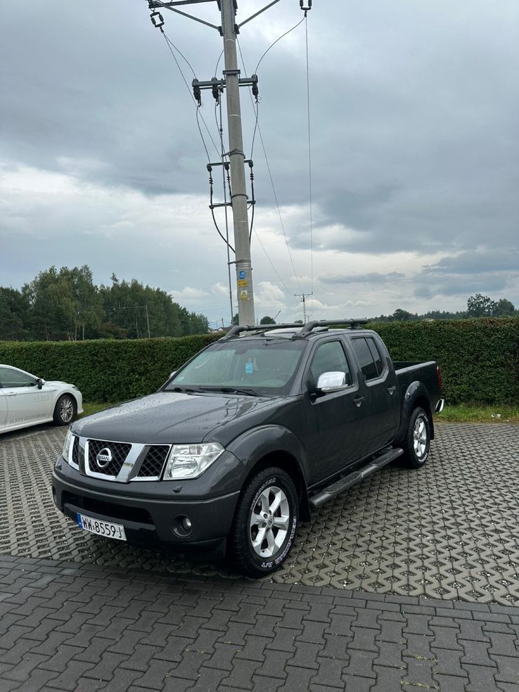 Nissan Navara 2.5 dci 4x4 automat reduktor hak Salon Polska