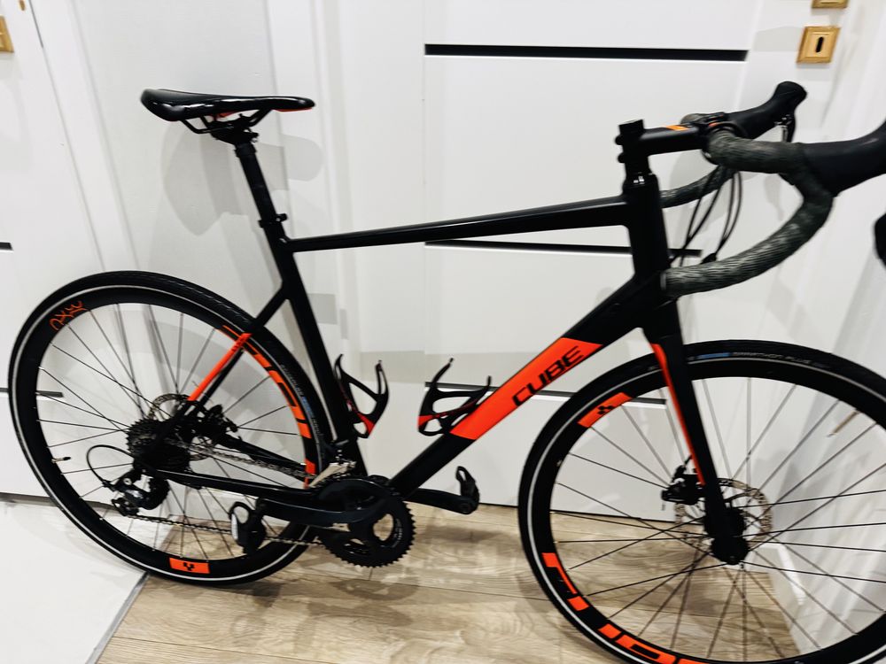 Rower szosowy endurance Cube Attain HPA Pro r 60 XL