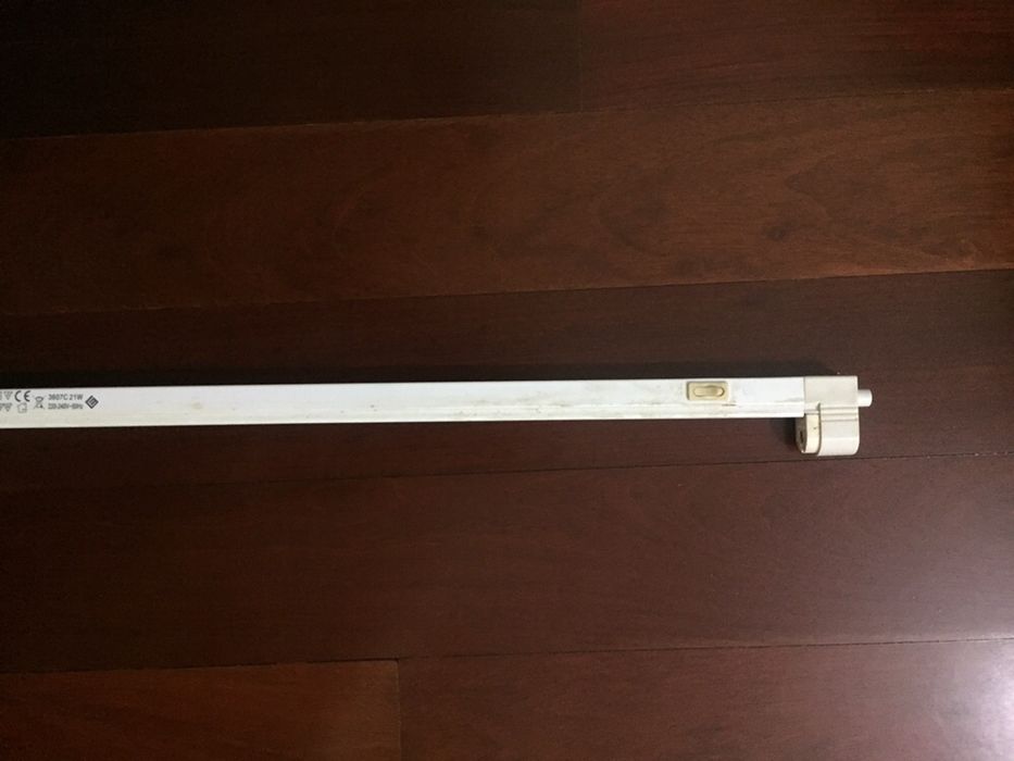 Suporte iluminação bancada
