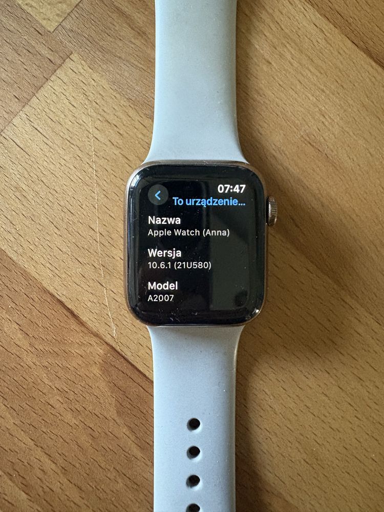 Apple watch 4 złoty gold