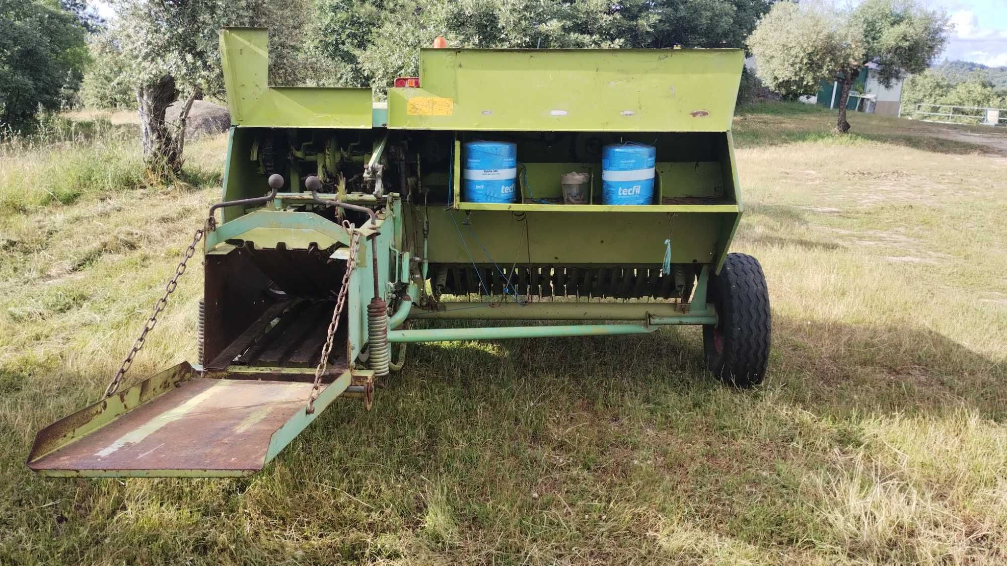 Enfardadeira Claas Markant para peças ou reparar