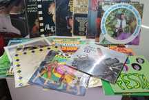 Lote de diversos livros e música