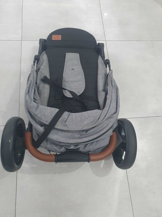Wózek spacerowy Kinderkraft GRANDE PLUS szary