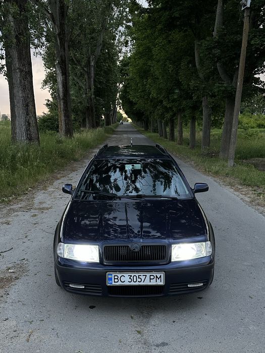 Шкода октавія тур 2001