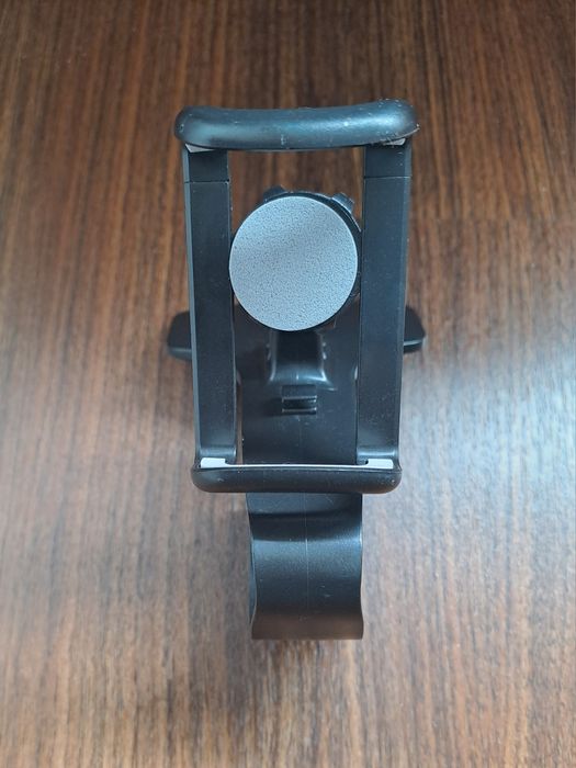 Suporte universal para telemóvel no tablier do carro - Novo e embalado