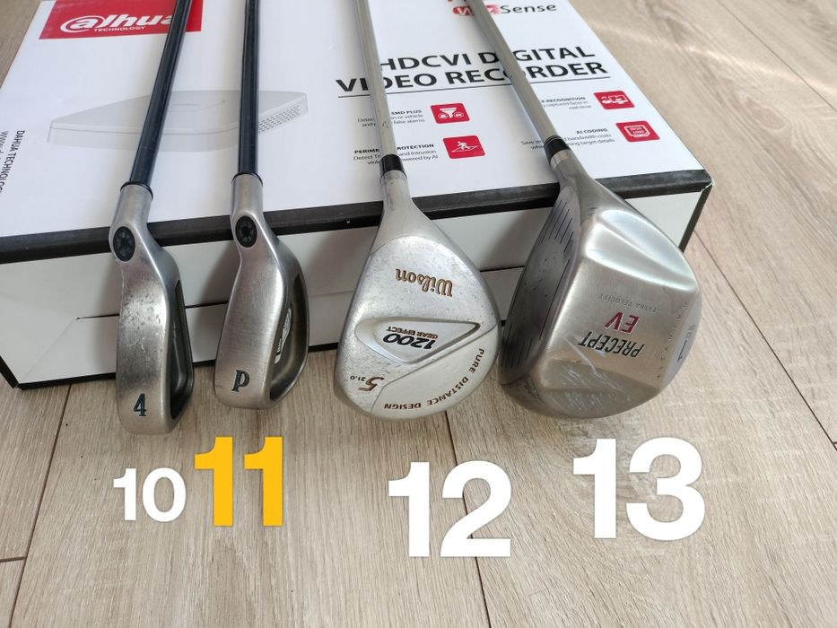 Клюшки для гольфу в хорошому стані