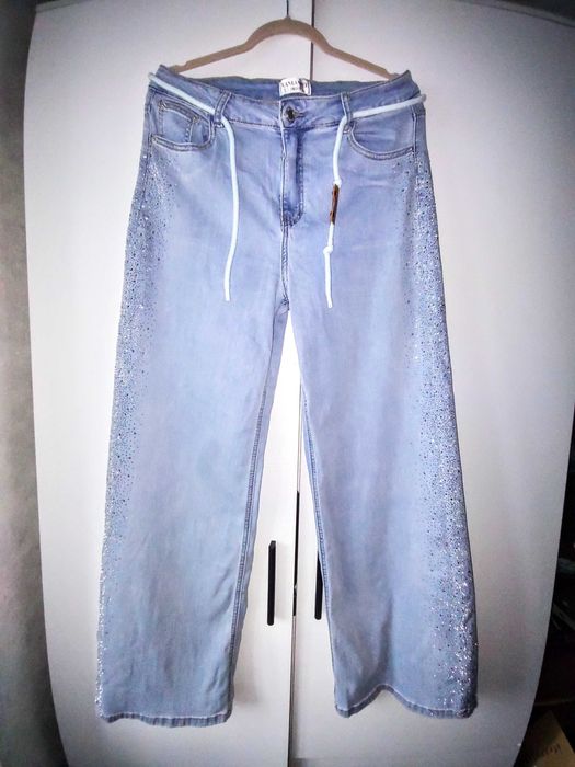 Джинси палаццо зі стразами 33 р.