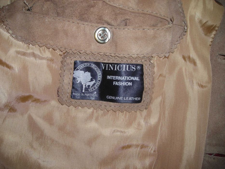 Casaco em pele genuína (marca Vinicius)