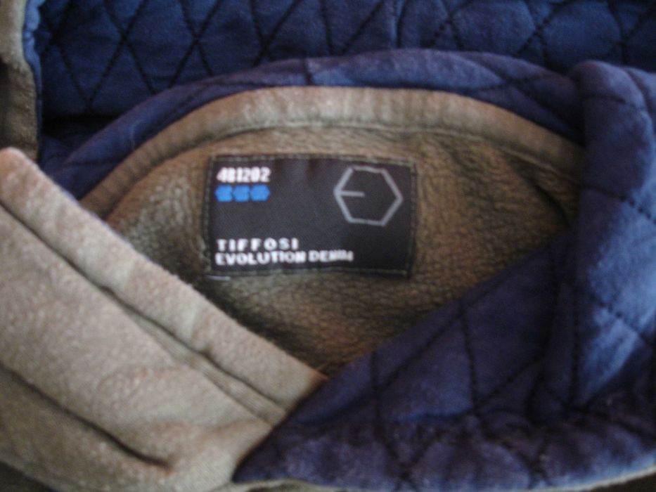 Sweatshirt C/Capuz da Tiffosi  9 a 10 anos (1,40cm)