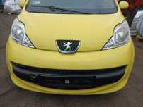 Peugeot 107 Zderzak przedni kod 75T