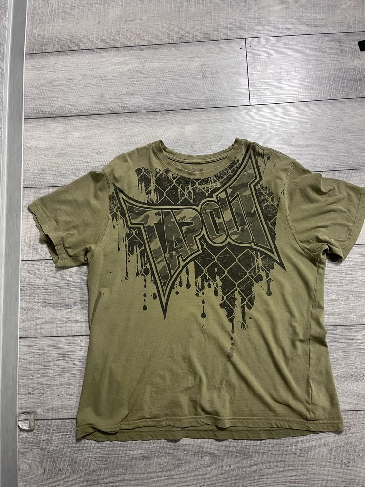 Продам футболку Tapout