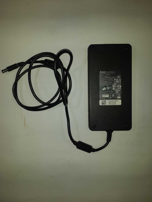 Блок живлення для Dell 19.5V 12.3A 240W (7.4*5.0+pin)  J211H ORIGINAL