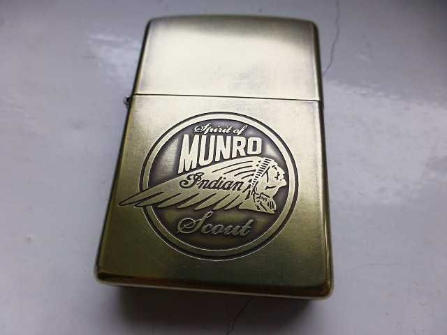 Zapalniczka Zippo Custom Mosiądz Indian Scout 1920 Spirit Of Munro