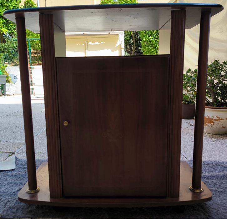 Movel de televesiao