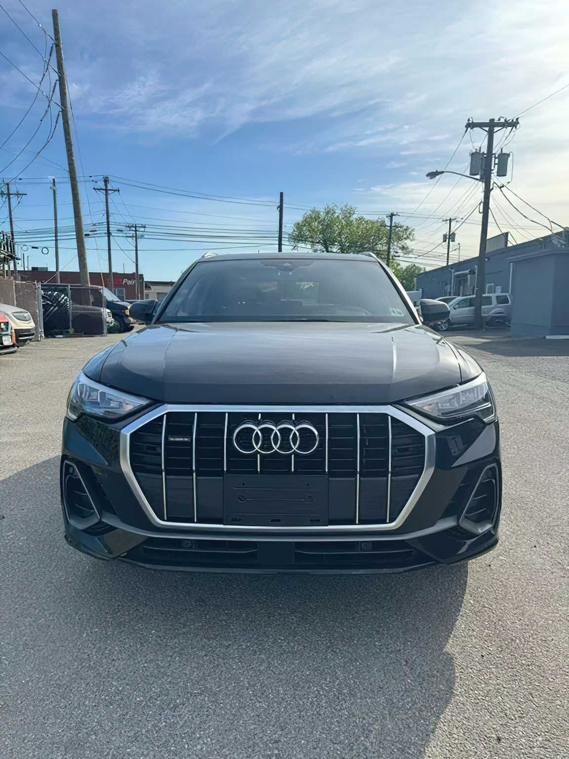 Audi Q3 2019 Black