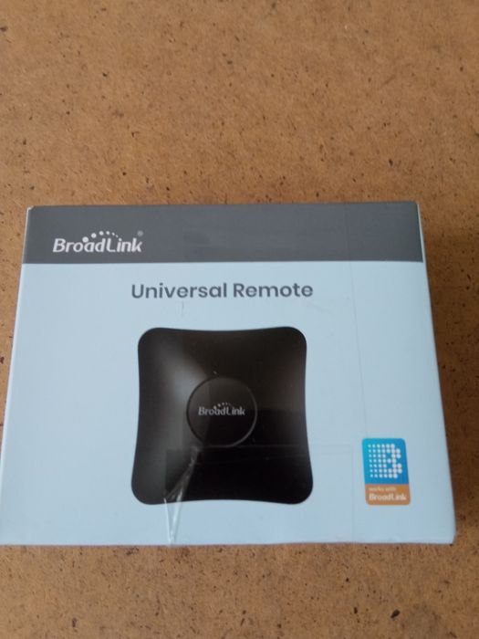 Универсальный пульт управления Broadlink RM4 Pro IR/RF