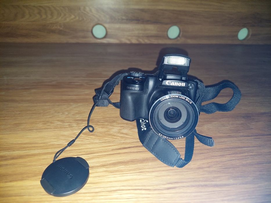 Фотоапарат Canon