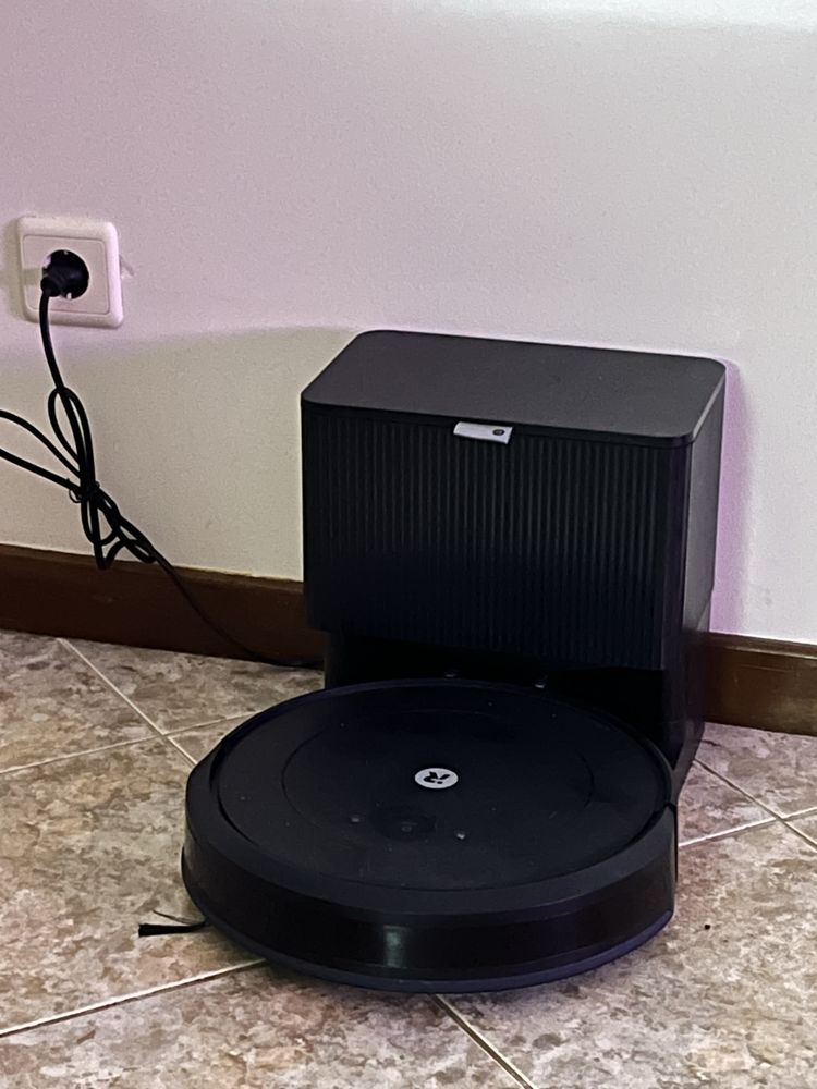 Aspirador robô IROBOT roomba 105 combo auto empty