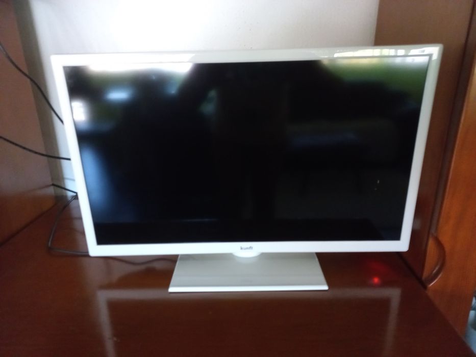 Led tv 24   kung com pouco uso