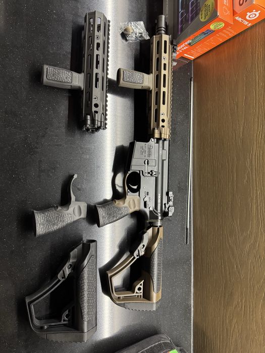 Replica Airsoft Cyma CGS DD MK16 GBBR