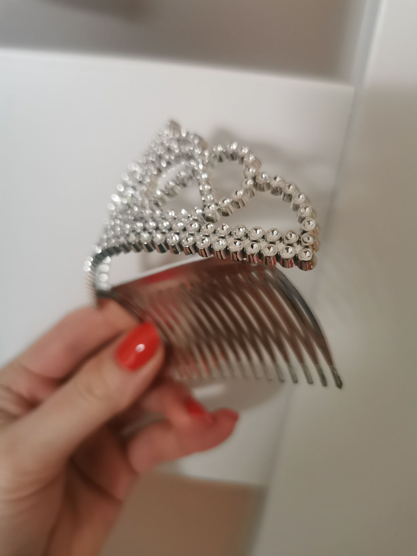 Sukienka Elsy na bal karnawałowy diadem 128 134 cm