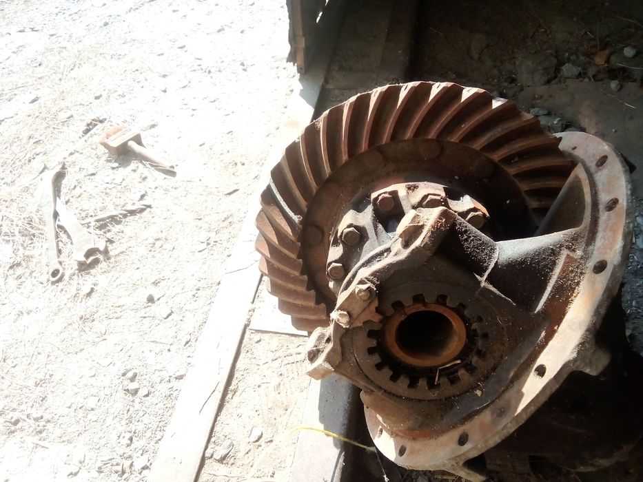 Редуктор гіпоідний ЗІЛ 4331 37 зубів, під ремонт