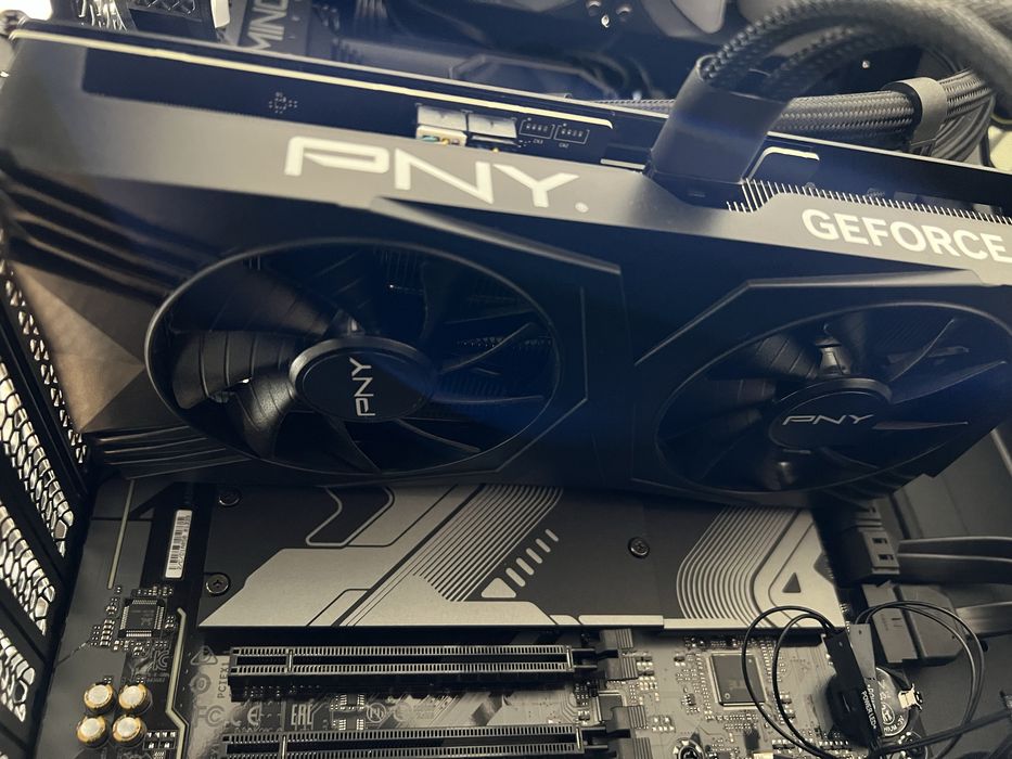 Vendo Nvidia RTX4070 Super64738287765123122