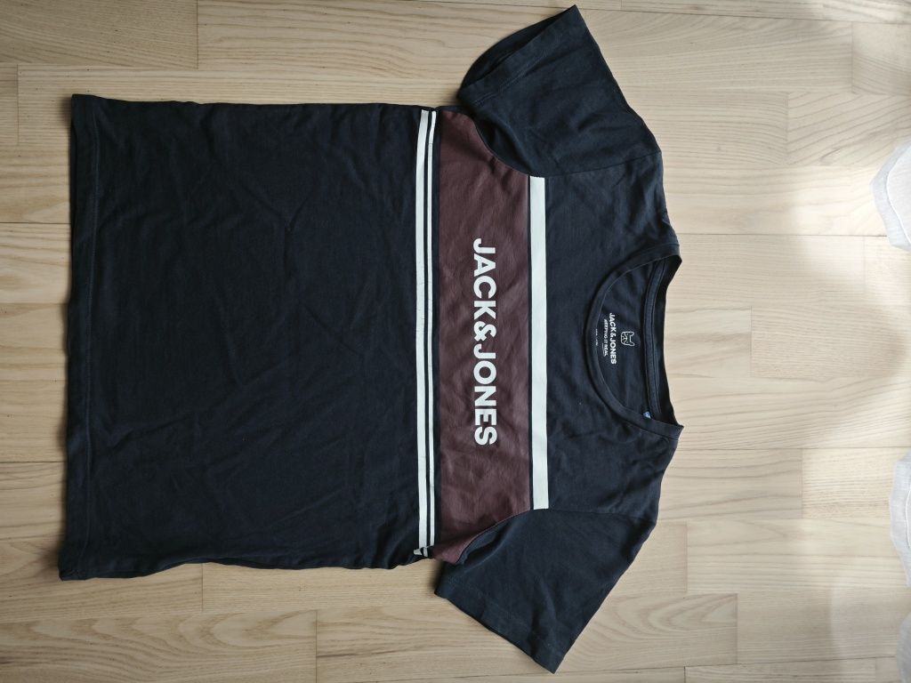 T-shirt chłopięcy firmy Jack&Jones