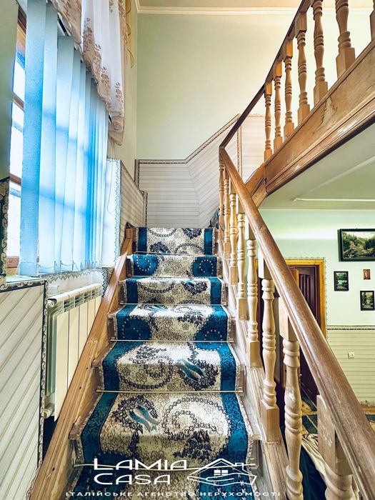 Продаж двох будинків в Годилові. 5 хв від Героів Майдану