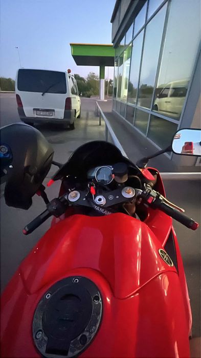 Yamaha YZF-R1  в хорошем состоянии