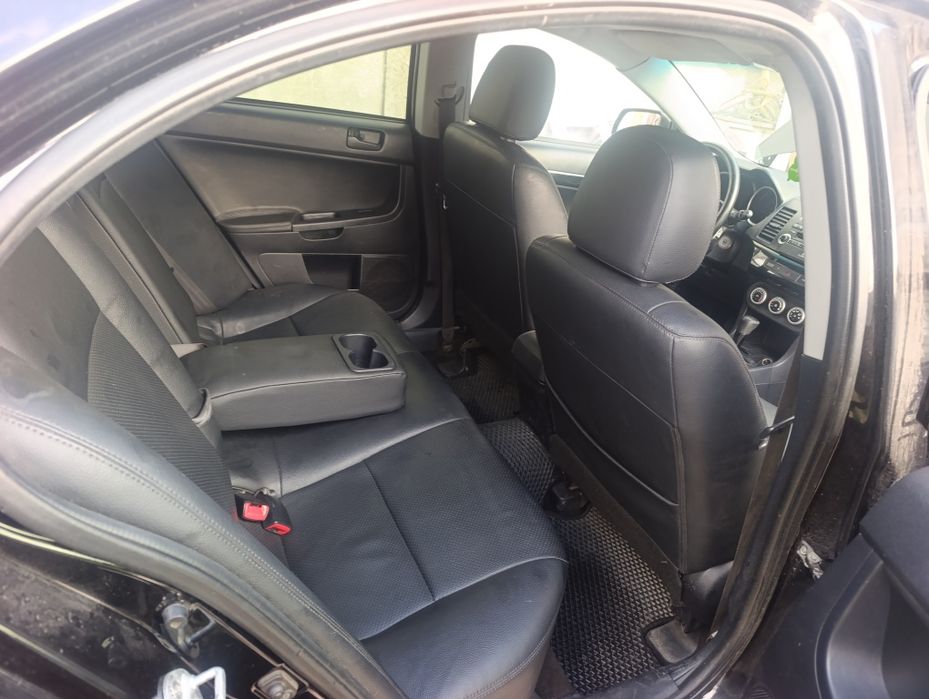 Митсубиси Лансер 10 lancer x 2.0 автомат газ бензин