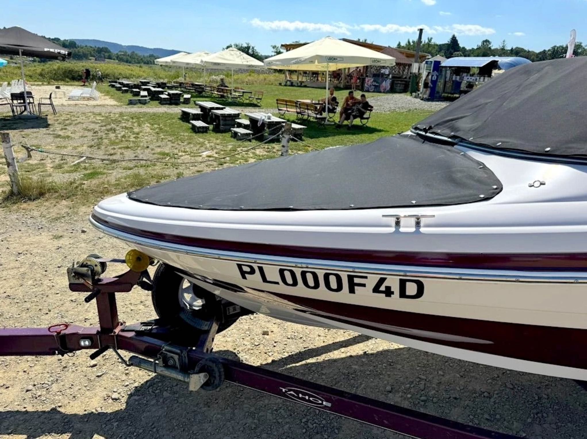 Motorówka Tahoe Q4 3.0 - Łódź motorowa nie Sea Ray Bayliner Cobalt
