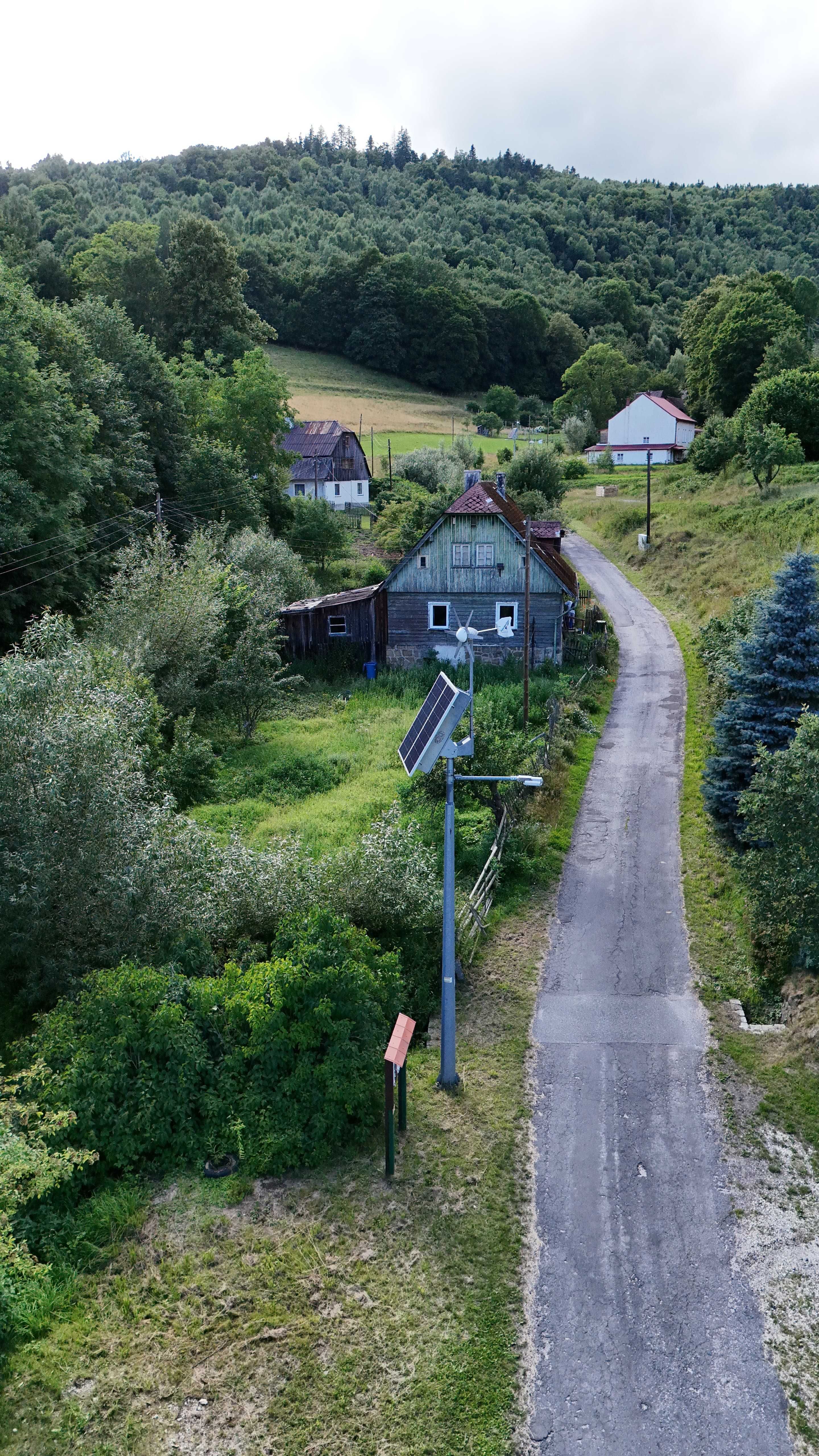 Stary Dom Siedlisko z działką 1335m2 miejscowość Zalesie (REZERWACJA)