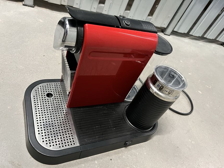 Ekspres KRUPS ze spieniaczem mleka kapsulki