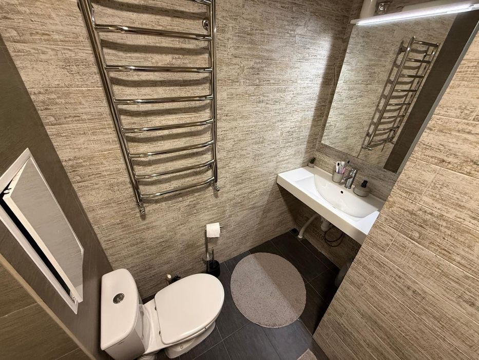 Продаю 2х комнатную квартиру.Автономное отопление.