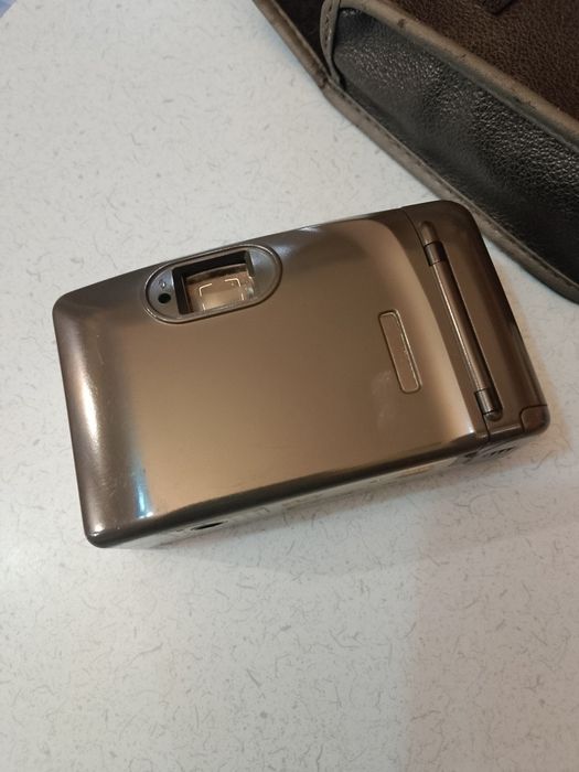 Nikon AF240Sv 28mm AF