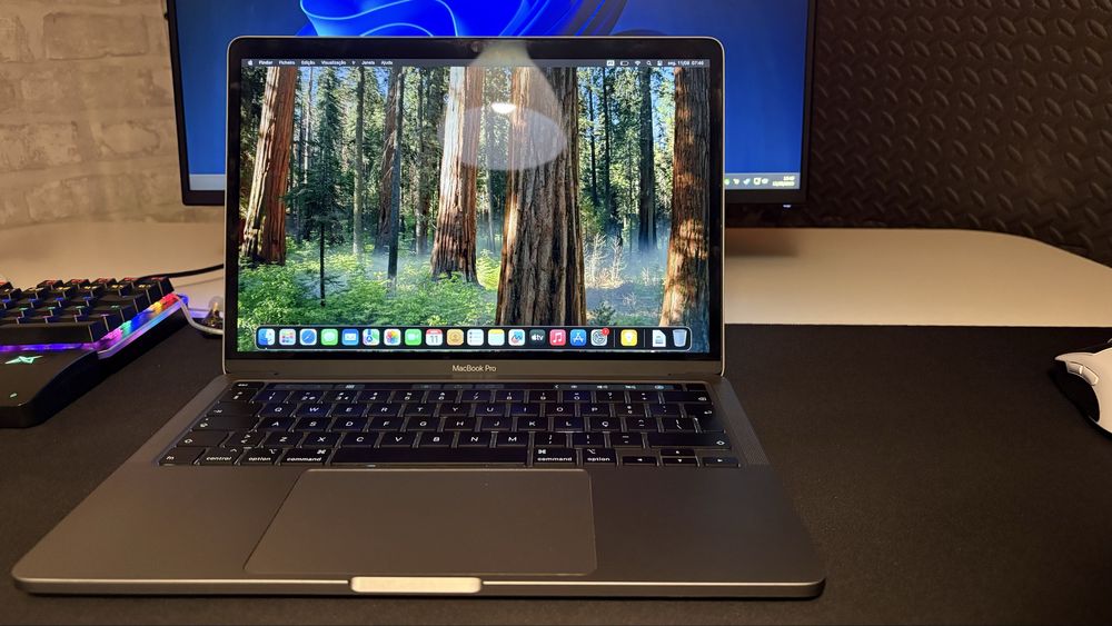 Macbook Pro 2020 I5 Touch ID