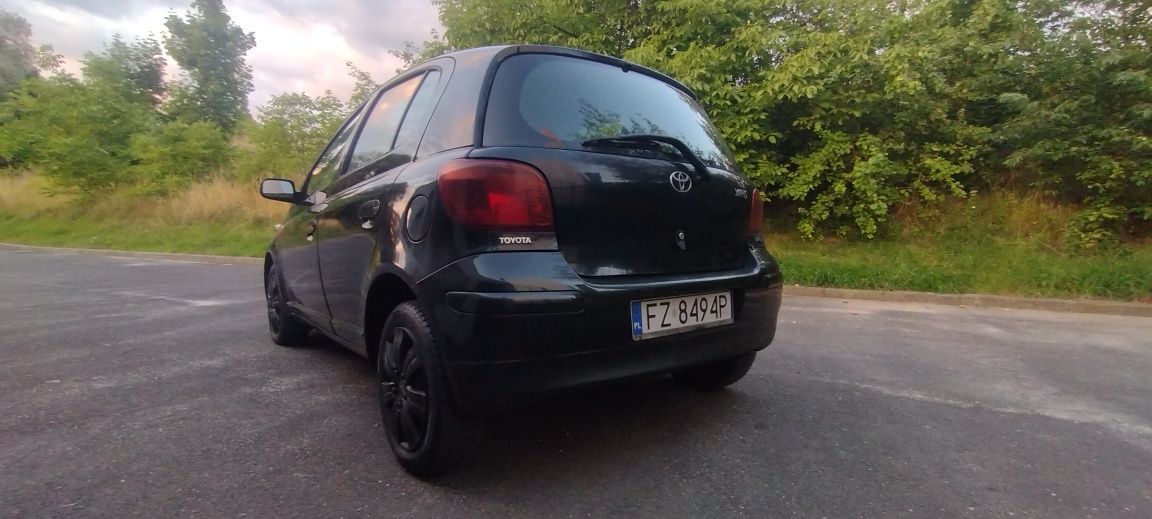 Toyota Yaris 1.4 D 2005r