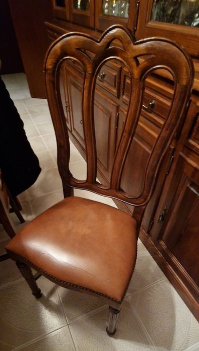 Mesa de jantar+ 6 cadeiras - usado