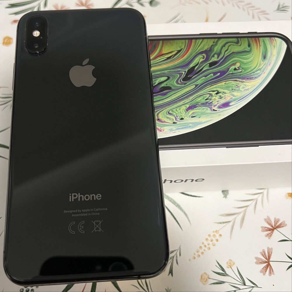 IPhone XS 64 gb.