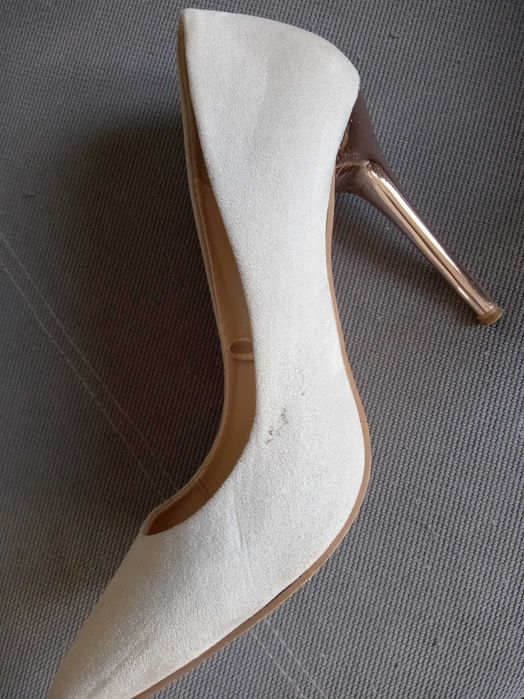 Eleganckie szpilki .