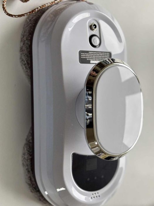 Robot do mycia okien