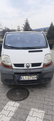 renault trafic z 2003 r 1.9 d 9 osobowy klima