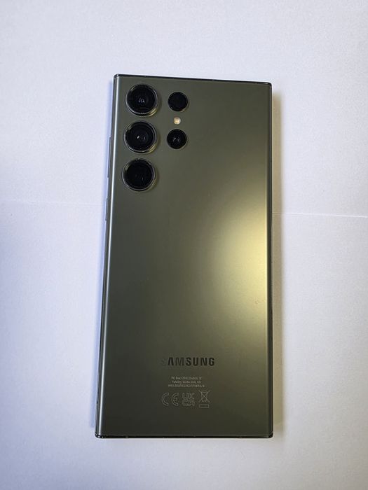 SAMSUNG S23 Ultra 12/512 GB z rysikiem